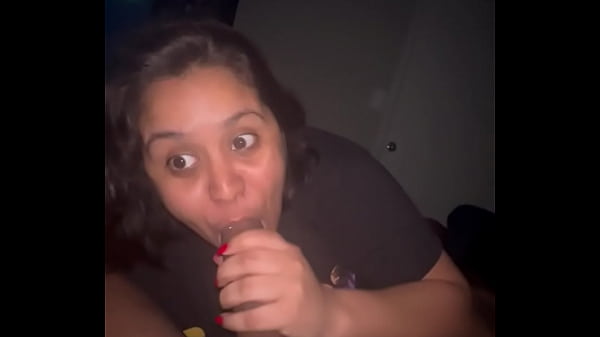 Veronica’s Netflix Session Turns Into A Sloppy, Deep-throat Big Black Cock Facial