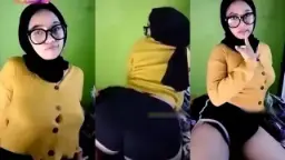 Ukhti Pamerin Memek Live Liar Banget