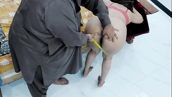 Indian Tailor Fucks Village Gawar Girl’s Big Ass Like A Slut, Hard And Rough Doggy Style With Clear Hindi Audio Dirty Talk