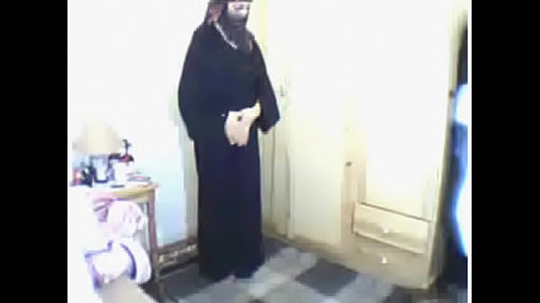 Arab Girl Moves From Prayer To Touching Herself