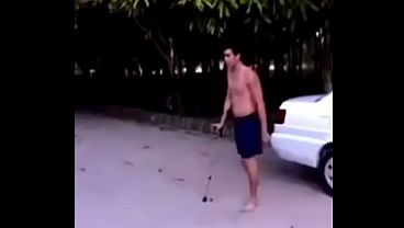 2 Paralíticos Se Pegando No X1 No Ritmo Do Linkin Park