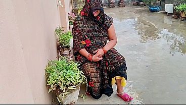 Bhabhi Ke Baag Mein Jabardast Chudai Ki Masti