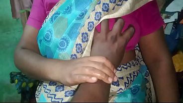 Indian Housewife Priyanka’s Homemade Intimate Session