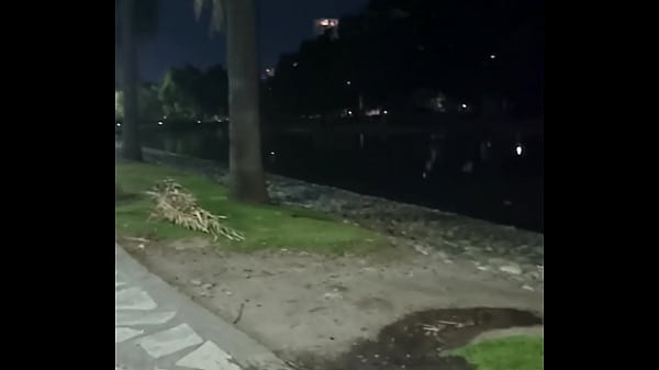 Turra Me La Chupa Al Aire Libre, Sintiendo El Viento En Mi Verga