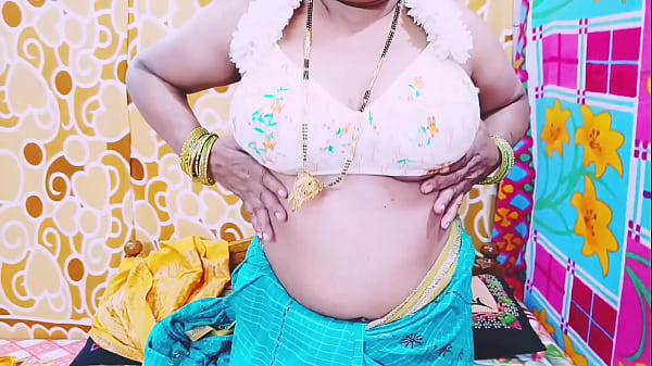 Desi Bhabhi Flashing Her Boobs, Shoving Fingers Deep In Her Wet Pussy, Moaning Dirty Telugu Words.