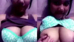 Salam Buat Si Bh Biru Yang Bikin Ngiler, Bikin Basah, Siap Dimainin.