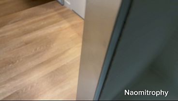 Vacation Hookup With My Step-sis – Naomi Noel Lets Me Slide Deep Inside Her Wet Pussy