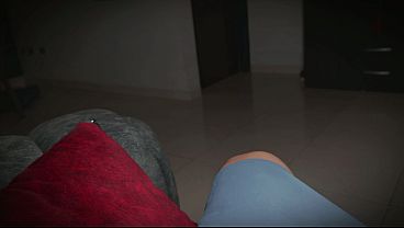 Jovencita Latina Recibe A Su Hermanastro Como Regalo De Cumpleaños Y Terminan Follando Sin Parar