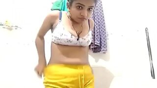 Check Out This Steamy Patna Babe Caught Naked In Her Bathroom, Getting Wild On Camera