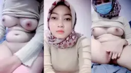 Nella Sih, Jilbabnya Kebuka, Togenya Ngepas Banget, Bikin Makin Liar.