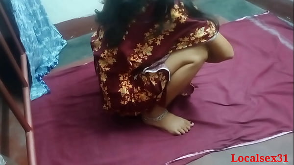 Desi Indian Village Ki Married Bhabi, Red Saree Mein Chudai Ka Official Video – Localsex31 Ka Dhamaakedaar Sexy Scene