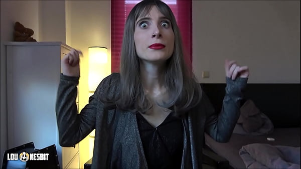 German Cuckold Confessions: Lou Nesbit Spreads For Lia Louise