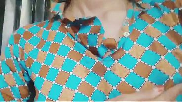 Bangladeshi Horny Aunty Craving Attention
