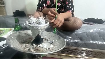 نيك عراقية شرموطة تتناك من طيزها بقوة، سكس عربي نار، نيك جديد كسها