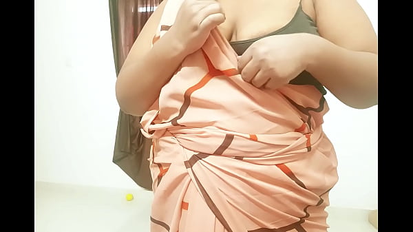 Desi Stepdaughter Flashes Her Tits For Daddy’s Eyes Only