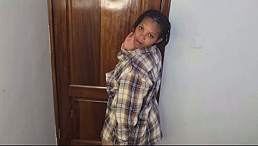 Fat Ebony Babe Moans While Shaking That Big Black Ass