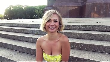 Public Fuck At Berlin’s Iconic Spot – Almost Busted, Barely Escaped
